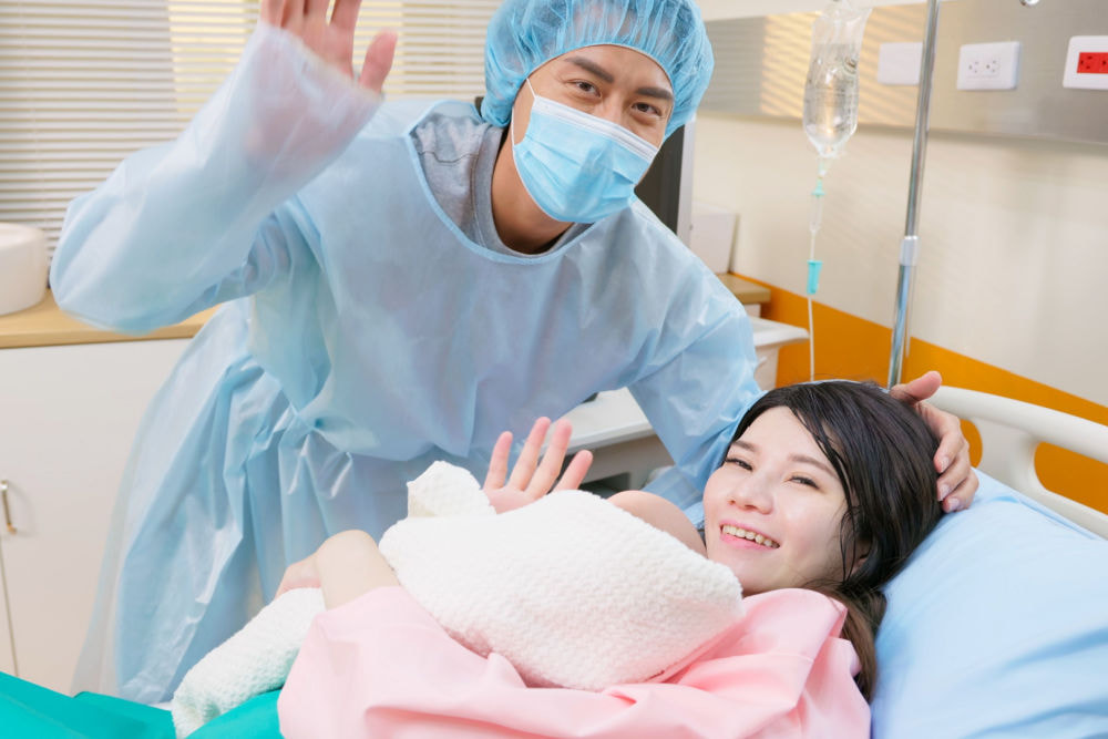 Sinh con trọn gói là gì? Có nên chọn không?