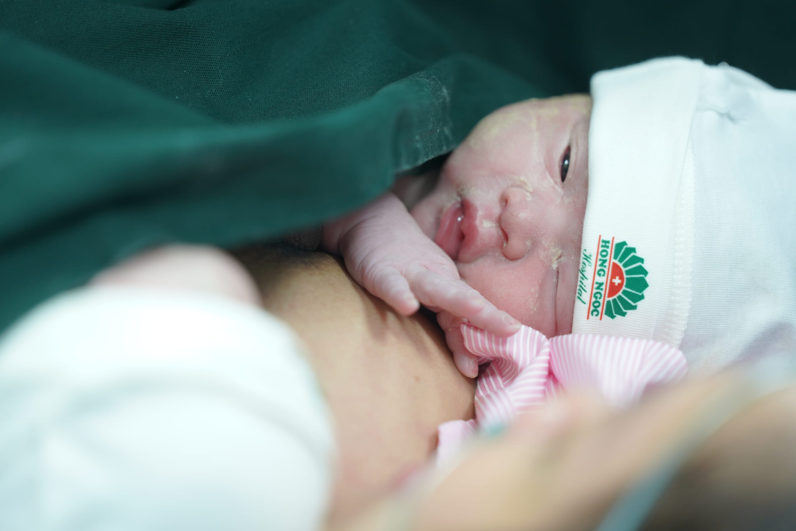 Lợi &iacute;ch khi chọn sinh mổ trọn g&oacute;i tại Bệnh viện Hồng Ngọc