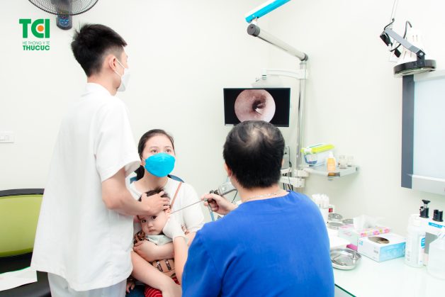 Vì sao trẻ nhỏ dễ mắc bệnh tai mũi họng?