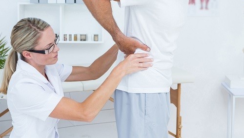 Khám đau lưng dưới ở đâu Hà Nội? Danh sách địa chỉ uy tín