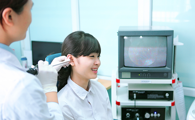 Hướng dẫn đặt lịch khám Tai mũi họng online tại Medlatec