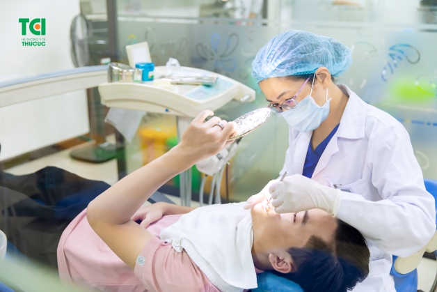 Hôi miệng khi ngủ dậy – vấn đề thường gặp nhưng ít được chú ý