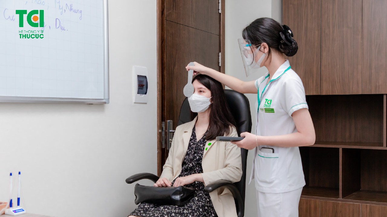 Tầm quan trọng của việc khám mắt định kỳ cho trẻ