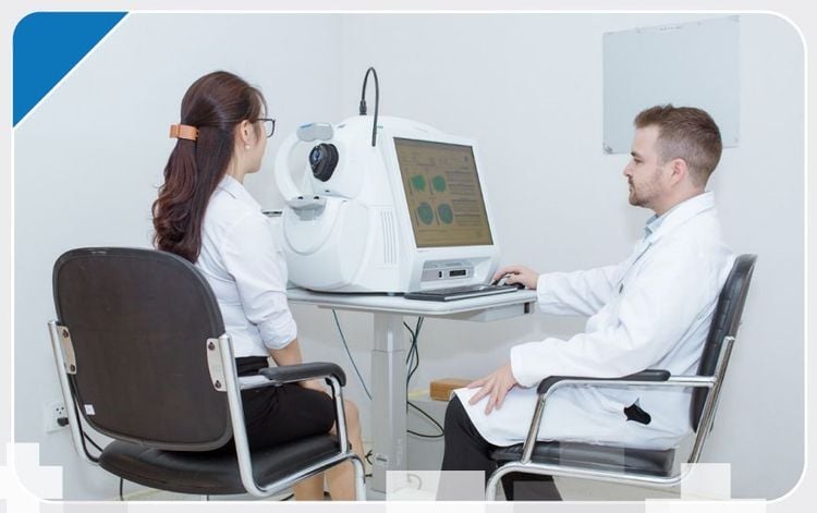 Điều trị tật khúc xạ cho người trưởng thành