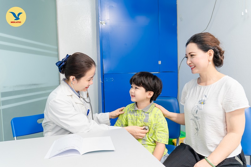Các yếu tố tạo nên môi trường khám nhi thân thiện