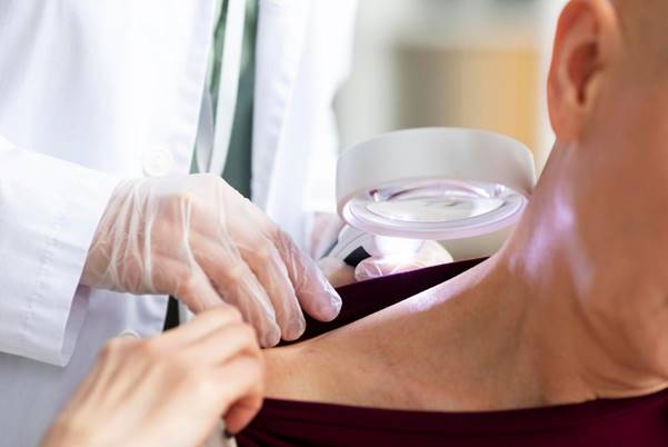Tổng quan về điều trị da liễu c&aacute; nh&acirc;n h&oacute;a