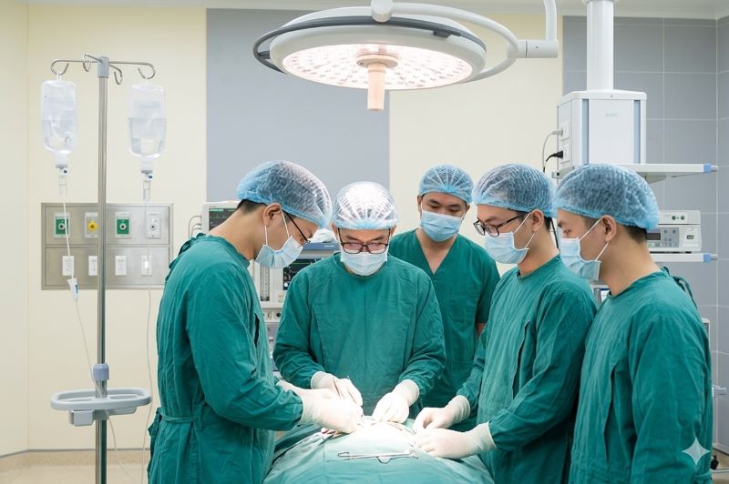 Review Thực Tế Mổ Trĩ Tại Hồng Ngọc: Nhanh, Ít Đau Nhưng Có Đáng Tiền?