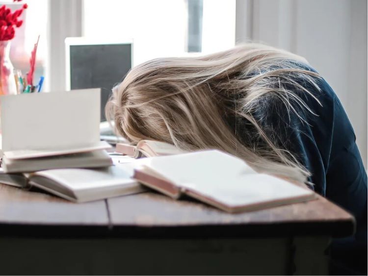 Dân văn phòng thường thiếu chất gì? Những vi chất quan trọng bạn không nên bỏ qua