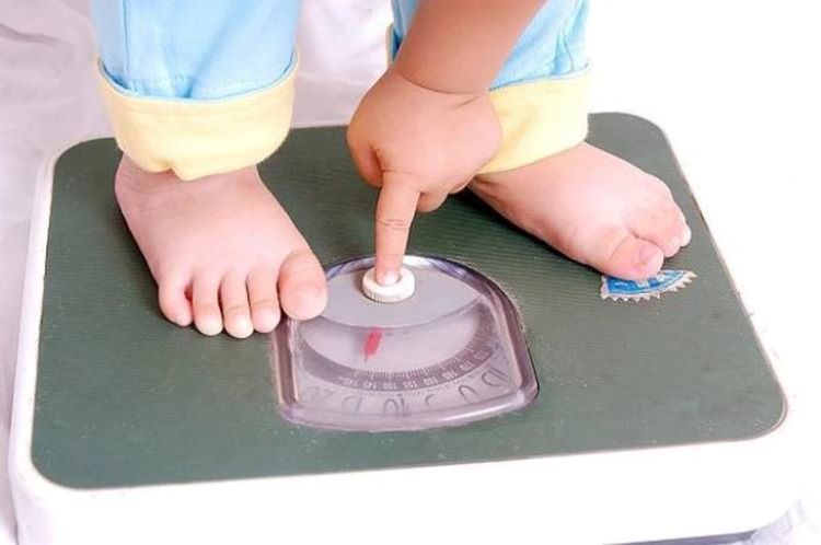 Trẻ chậm tăng cân: Nguyên nhân, dấu hiệu nhận biết và cách cải thiện hiệu quả