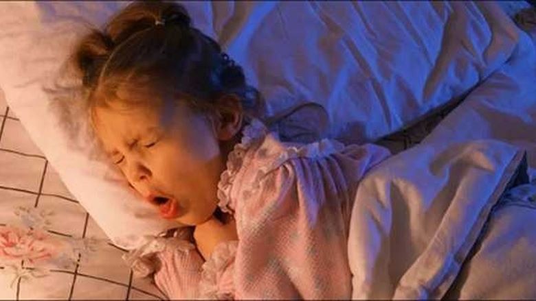 Trẻ Ho Về Đêm: Nguyên Nhân Do Đâu? Cách Xử Lý An Toàn Cha Mẹ Cần Biết
